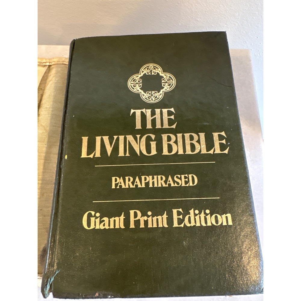 Vintage The Living Bible Paraphrased Giant Print Edition Tyndale House 1982